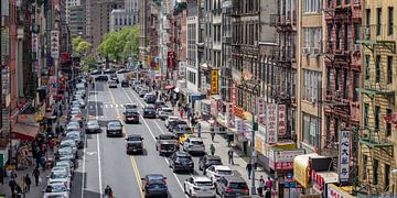 Chinatown East Broadway by Albert Mendelewski