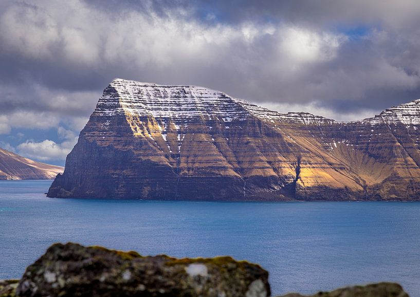 The cliffs of Kunoy by Thomas Heins