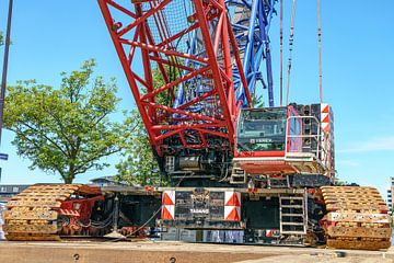 Rupskraan Terex Demag CC3800 van Mammoet. van Jaap van den Berg