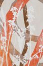 Abstract Retro Botanisch. Bloemen en gras in wit, terracotta, beige, bruin van Dina Dankers thumbnail