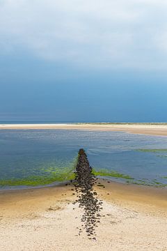 Strand met krib in Wittdün op het eiland Amrum van Rico Ködder