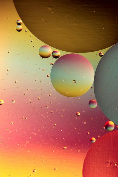 Magic Balls by Marcel van Rijn