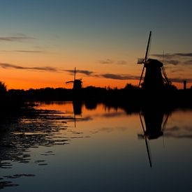 After sunset in Kinderdijk von Martin Van der Pluym