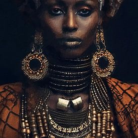 Femmes africaines - Coloré - Traditionnel - Luxe - Portrait - Visage de femme sur www.annemiekebezemer.nl