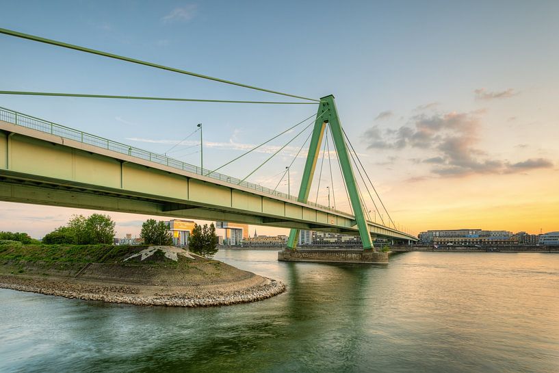 Severinsbrücke Köln von Michael Valjak