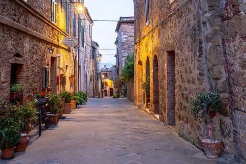 Castelmuzio, traditioneel  toscaans dorpje 1