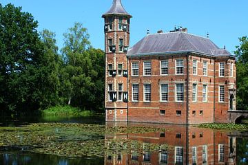 Kasteel Bouvigne aan het water, Mastbos (Breda) van Shania Lam