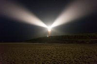 Vuurtoren in de nacht