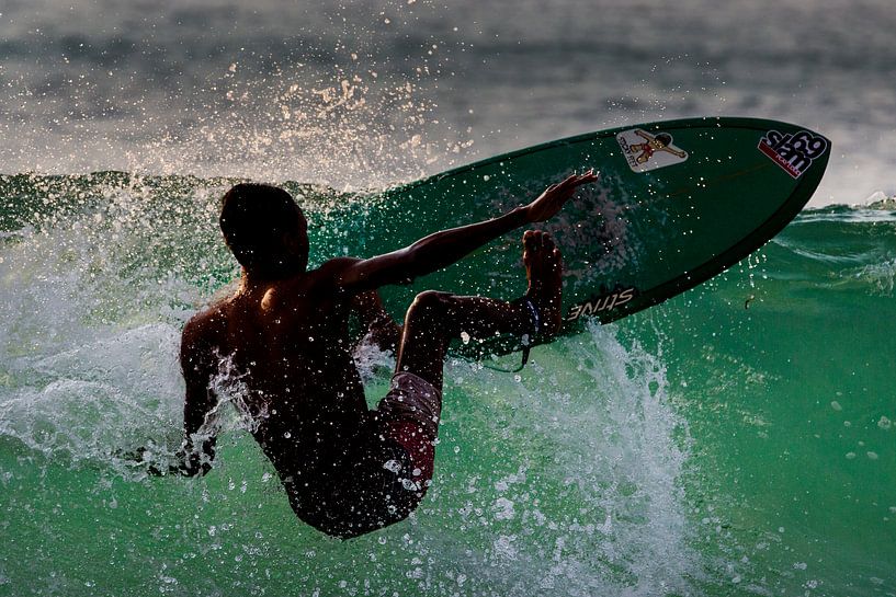 Surfer bij Dreamland Beach Bali par Willem Vernes