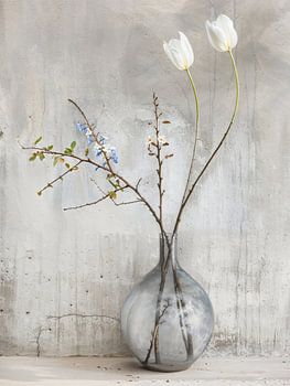 Nature morte avec fleurs et tulipes