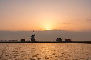Molen Het Noorden Texel zonsondergang van Texel360Fotografie Richard Heerschap