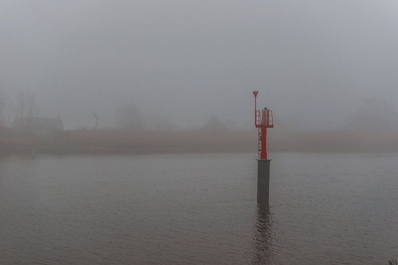 Mist over de rivier de IJssel von Brian Morgan