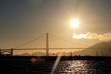Golden Gate Bridge bij zonsondergang van Anke Akkermans