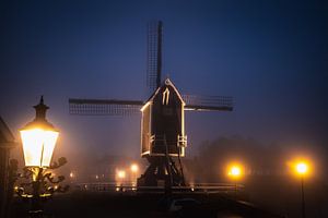 Lanterne Moulin Heusden avec brouillard