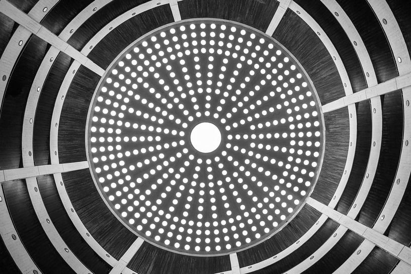 Abstract by Patrick van Lion