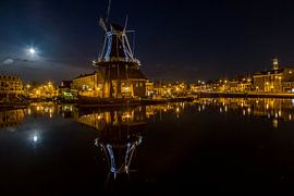 Night view of Haarlem by Robert Riewald