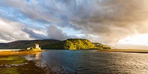 Eilean Donan Castle in den Highlands von Schottland von Werner Dieterich