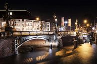 Amsterdam city at night van Fotografie Arthur van Leeuwen thumbnail