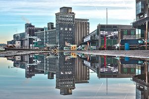 Getreidesilo un Fenixhallen auf Karendrecht, Rotterdam