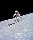 Ruimte Skiën: De Onwaarschijnlijke Avontuur op de Maan van But First Framing thumbnail