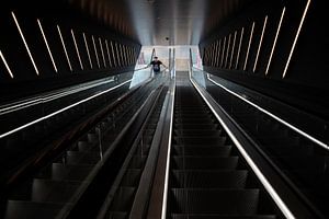 Roltrap in het Forum in Groningen van Franke de Jong