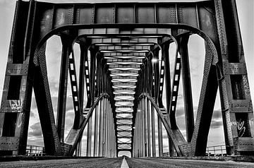 IJsselbrücke Zwolle von Taco Bijlsma