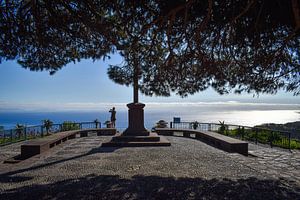 Plate-forme d'observation au-dessus de Funchal