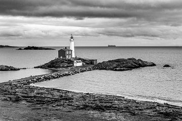 Lighthouse (1 black and white) by Joris Louwes