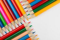 Collectie van bont gekleurde potloden van Tonko Oosterink thumbnail