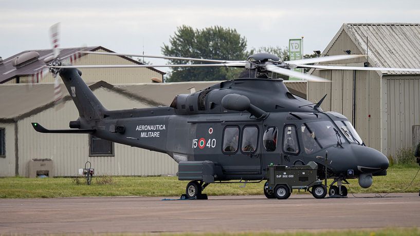 Agusta Westland HH-139A Hubschrauber der italienischen Luftwaffe - MM81796/15-40 von Beeld Creaties Ed Steenhoek | Fotografie und künstliche Bilder