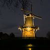Molen Zeldenrust Dokkum bij nacht van Tim Groeneveld