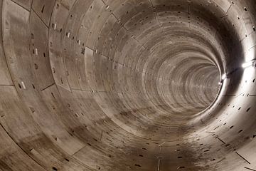 Round subway tunnel by Maurice de vries