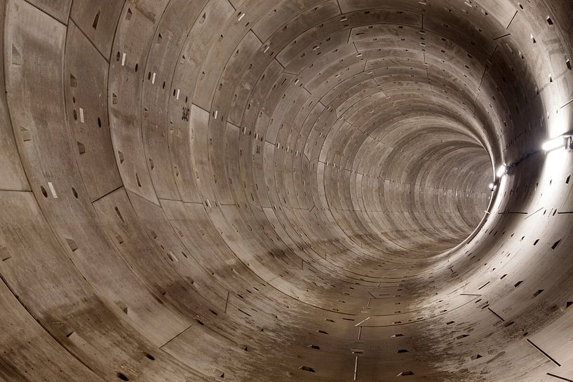 Round subway tunnel by Maurice de vries