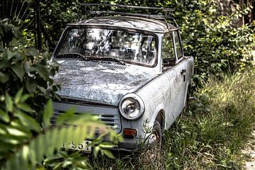 nostalgisch gevoel bij het ontdekken van deze Trabant in het Bos