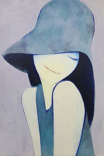 Lächeln unter blauem Hut