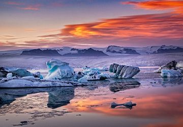 Jokulsarlon Glacier Lagoon iceberg lake by Marcel van Balken