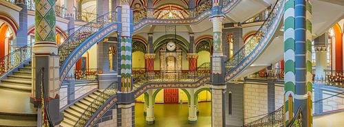 Architecture colorée du Landgericht de Halle (Saale)