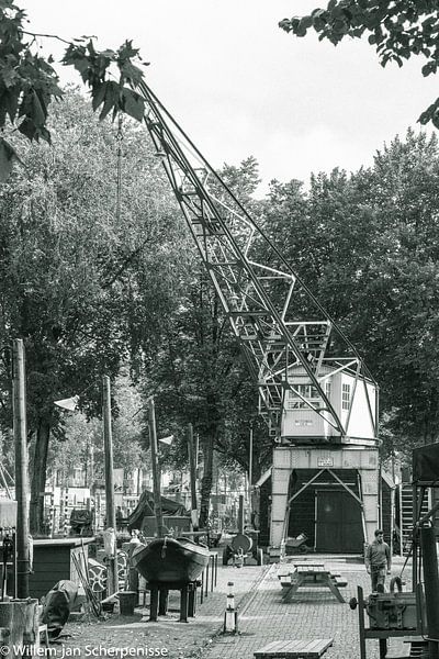 Kraan op scheepswerf Koningspoort Rotterdam van Willem Scherpenisse