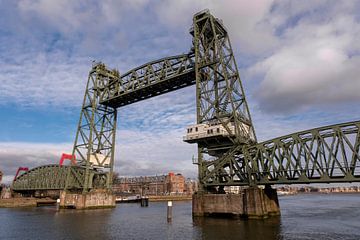Monumental steel lift Kingshaven Railway Bridge (de Hef) in Rotterdam, the Netherlands