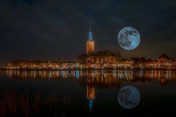 Skyline Hasselt(OV) mit Supermond. von Wouter Van der Zwan