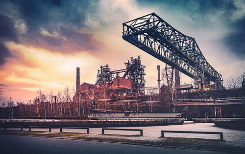 Das „Krokodil“ im Landschaftspark Duisburg Nord - Zeche im Ruhrgebiet