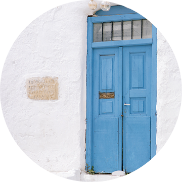 Blauwe deur op Mykonos | Foto Griekse eilanden | Griekenland Europa reisfotografie van HelloHappylife