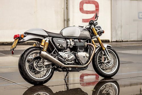 Triumph Thruxton R Cafe Racer