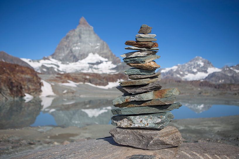 Matterhorn met steenman van Menno Boermans