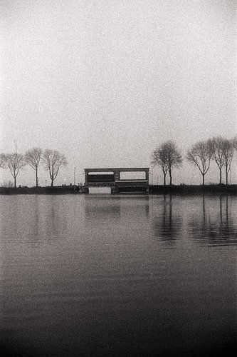 NEUES TIEFES SCHLOSS