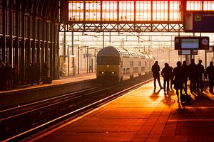 Coucher de soleil à la gare de Hollands Spoor à La Haye