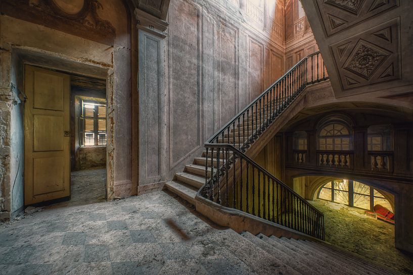 Lieu abandonné - Escalier par Carina Buchspies