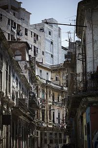 Stadsgezicht Havana. van Karel Ham