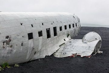 Dc-3 vliegtuigwrak IJsland van Menno Schaefer