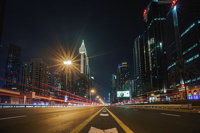 Dubai by Hello Pompoyo